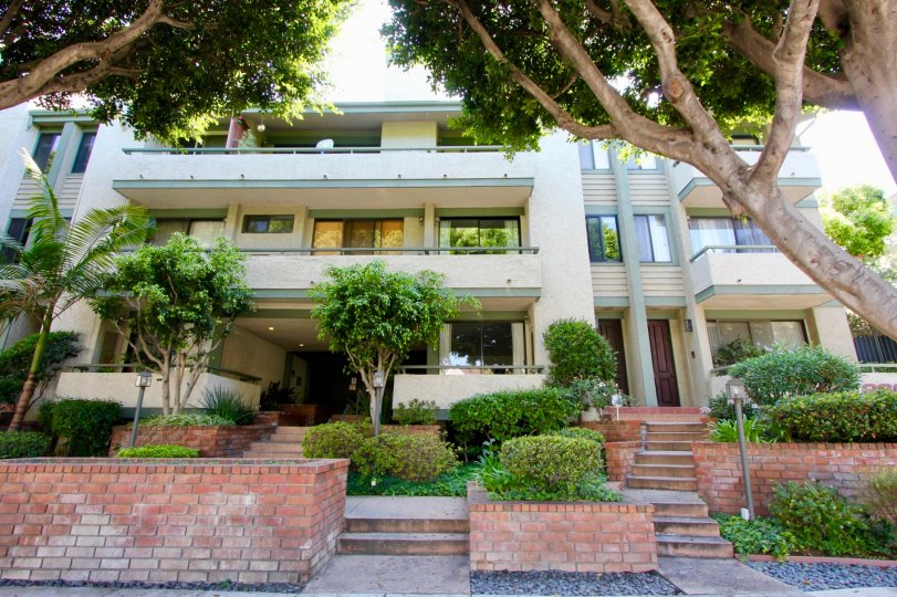 Villa Centinela Santa Monica CA